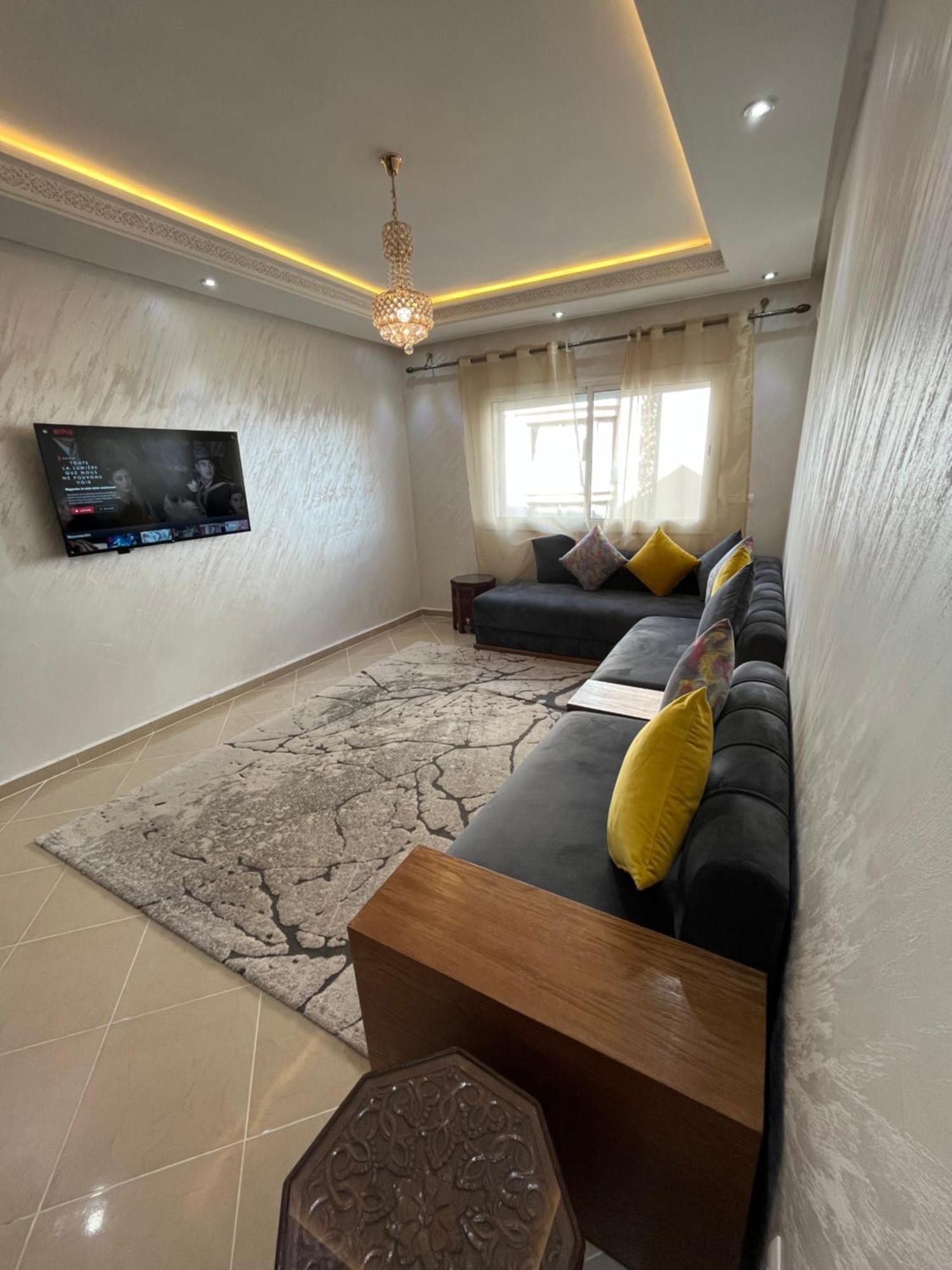 Luxury Center Town Apartment Кенітра Екстер'єр фото